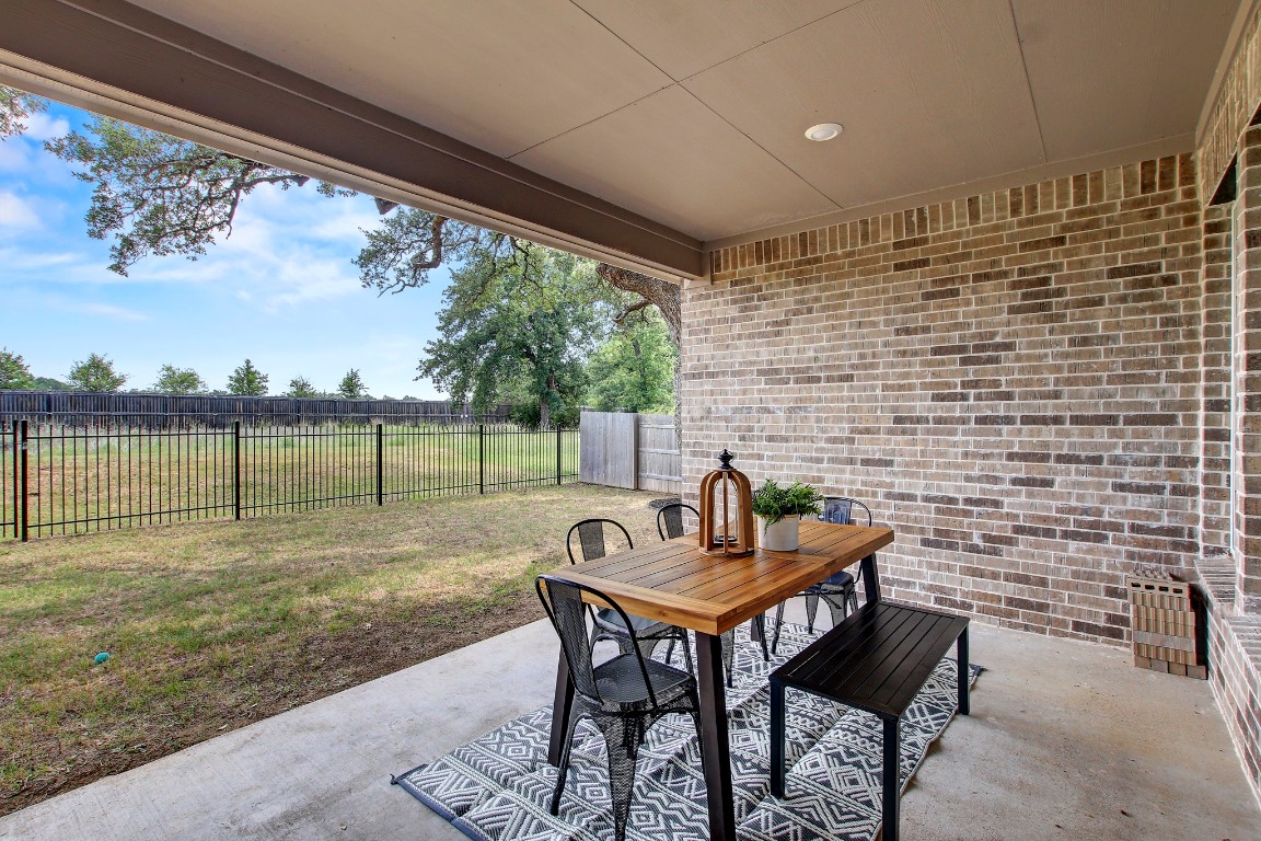 991 Arrowhead Ranch Boulevard , Dripping Springs, TX, 78620 | 3907520 | Realty Texas LLC