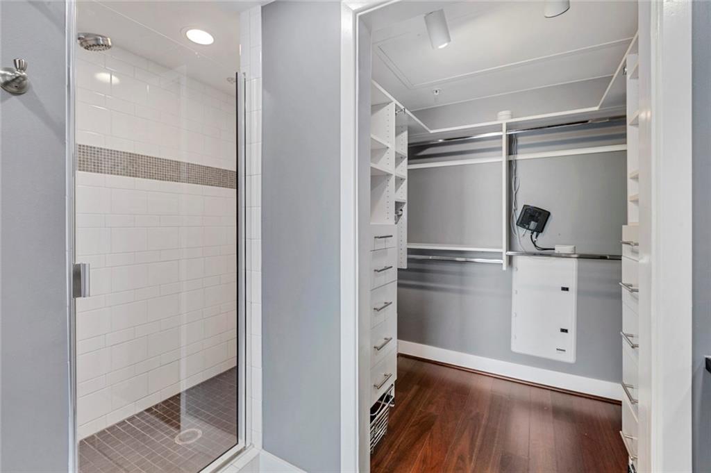 300 Bowie Street 1103 , Austin, TX, 78703 | 2504720 | Realty Texas LLC