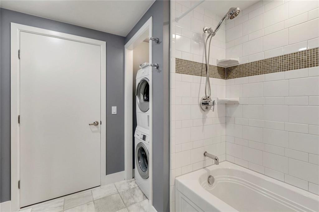 300 Bowie Street 1103 , Austin, TX, 78703 | 2504720 | Realty Texas LLC
