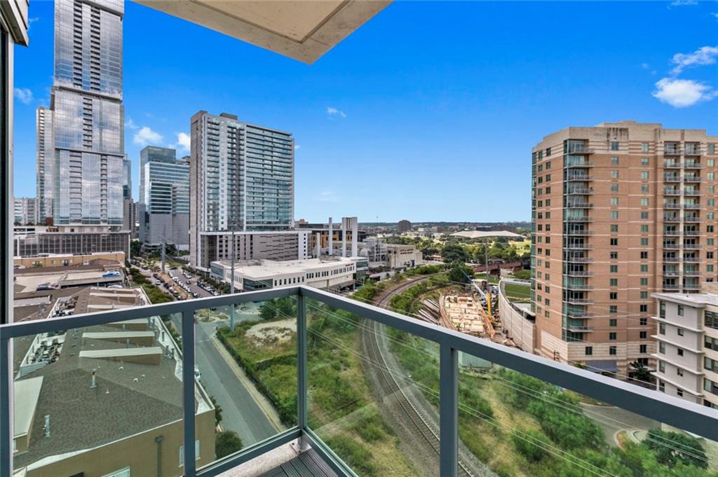 300 Bowie Street 1103 , Austin, TX, 78703 | 2504720 | Realty Texas LLC