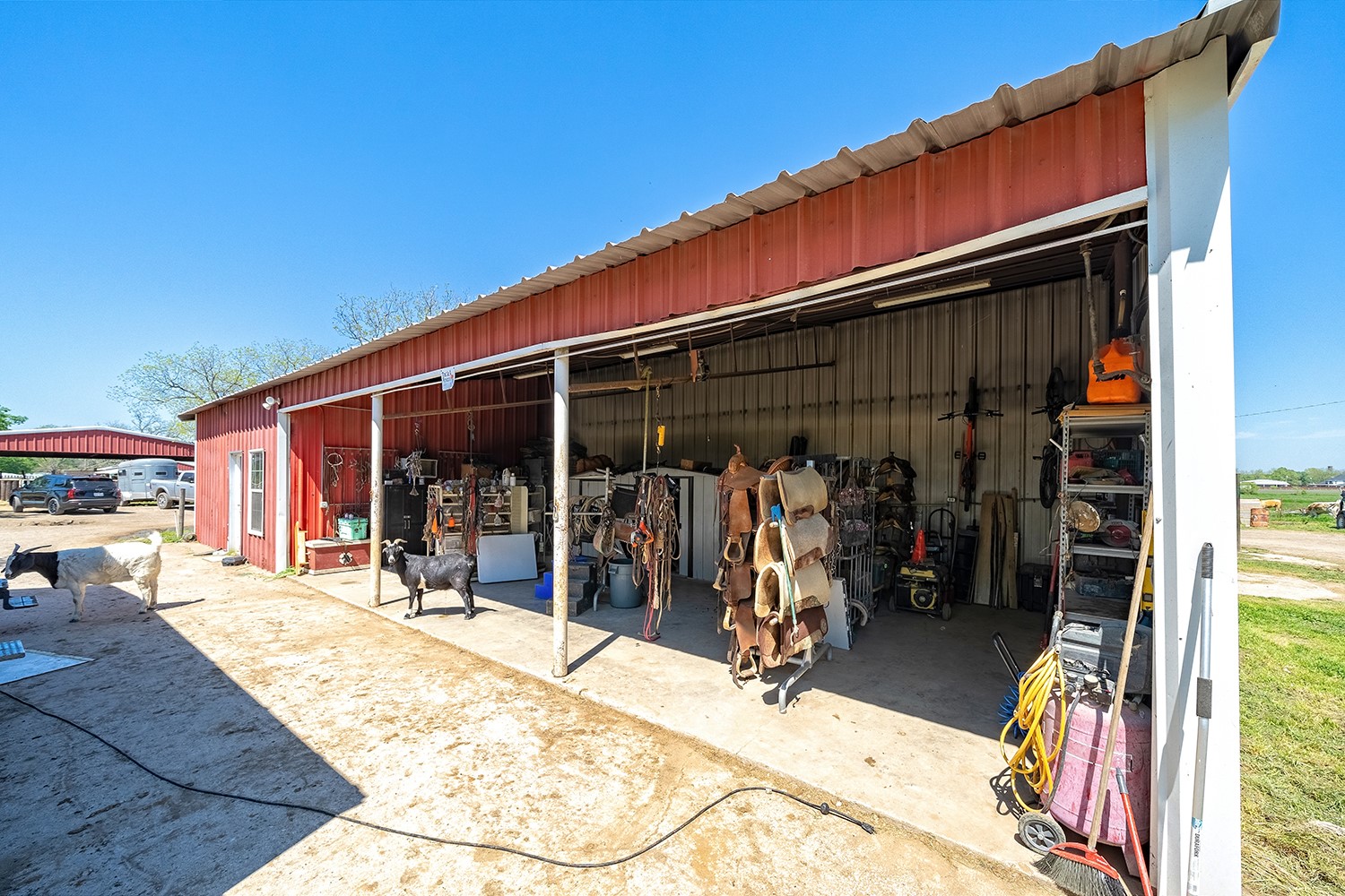 417 S Ray Roberts Parkway , Tioga, TX, 76271 | 20940508 | Realty Texas LLC