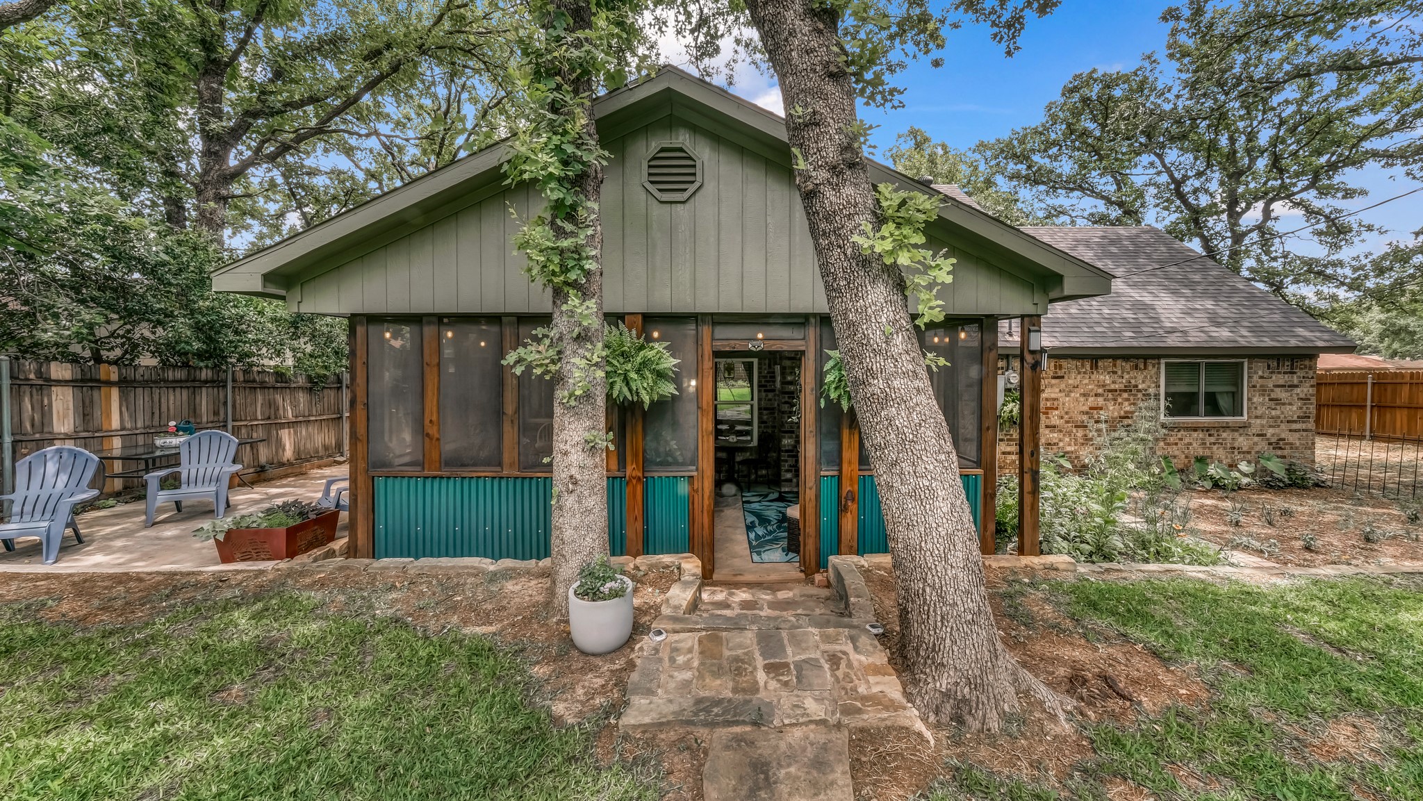 801 Lake Crest Parkway , Azle, TX, 76020 | 20890293 | Realty Texas LLC