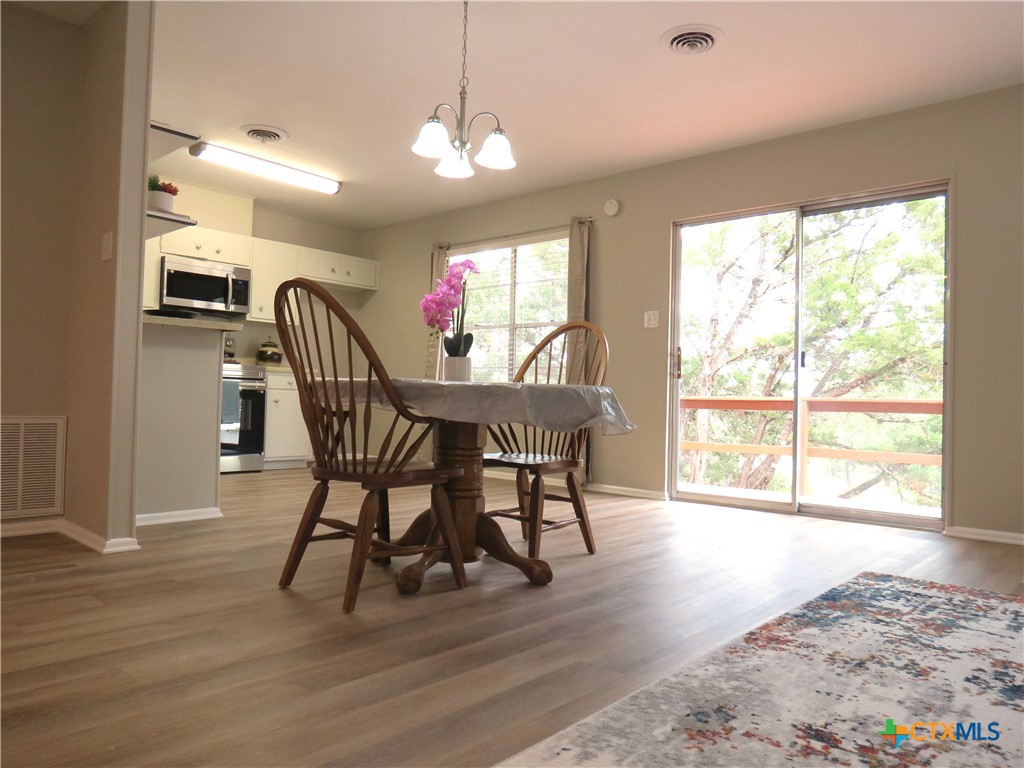 103 W Outer Drive , Canyon Lake, TX, 78133 | 580420 | Realty Texas LLC