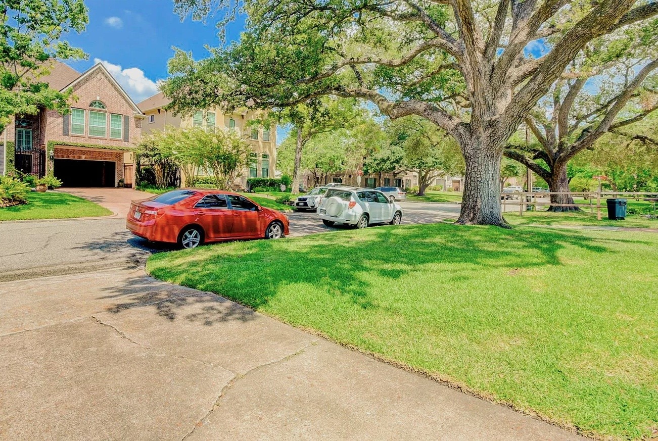 4405 Effie Street , Bellaire, TX, 77401 | 87180419 | Realty Texas LLC