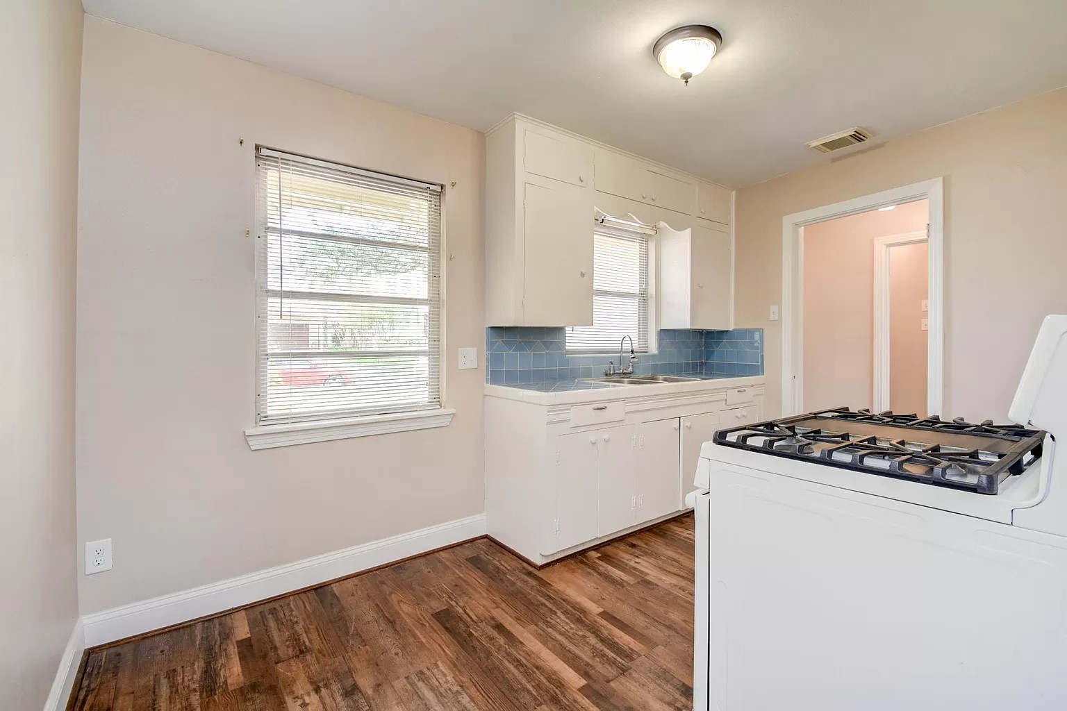 4405 Effie Street , Bellaire, TX, 77401 | 87180419 | Realty Texas LLC