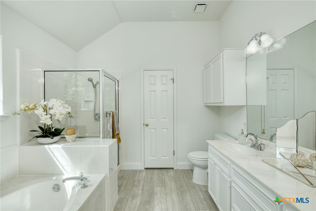 10809 Sans Souci Place , Austin, TX, 78759 | 580404 | Realty Texas LLC