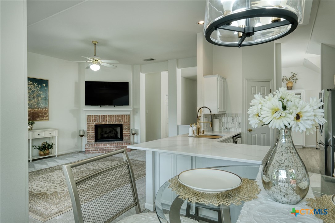 10809 Sans Souci Place , Austin, TX, 78759 | 580404 | Realty Texas LLC