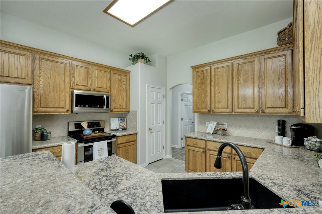102 Bosque Drive , Hutto, TX, 78634 | 580415 | Realty Texas LLC
