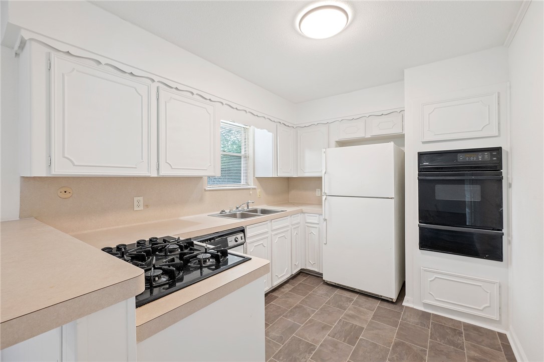 1202 Berkeley , College Station, TX, 77840 | 25005640 | Realty Texas LLC