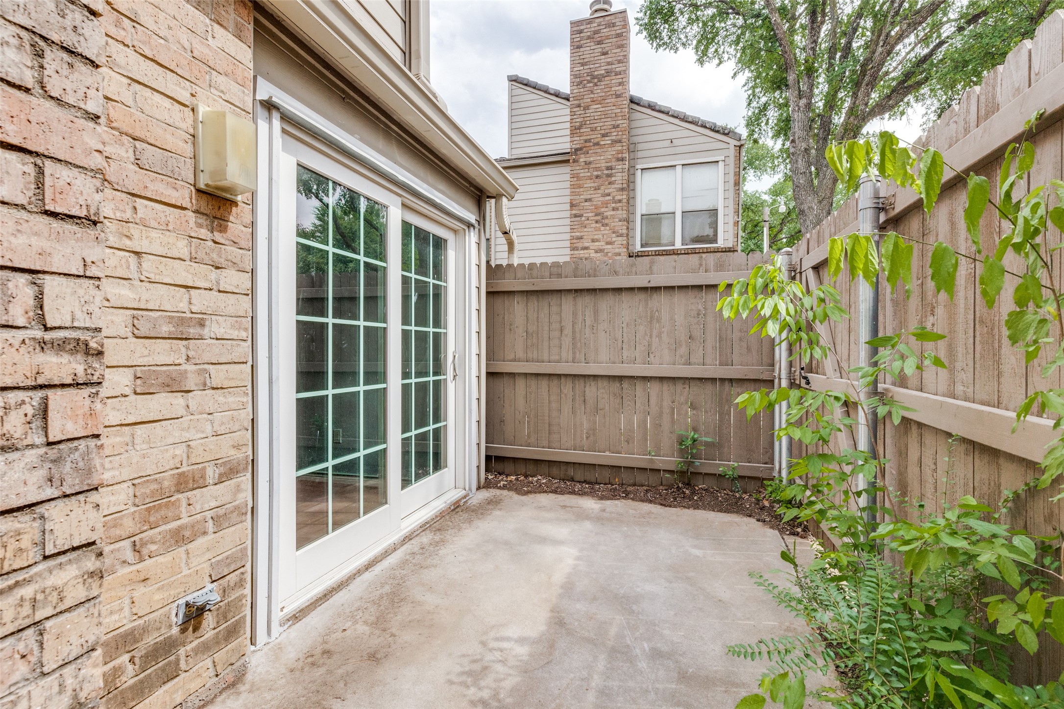 2330 Kennington Drive D , Arlington, TX, 76012 | 20940538 | Realty Texas LLC