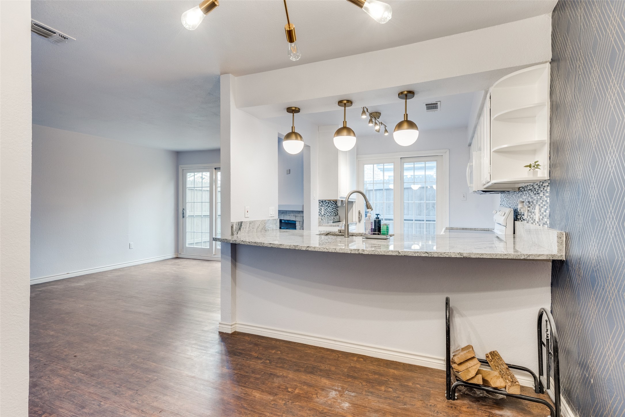 2330 Kennington Drive D , Arlington, TX, 76012 | 20940538 | Realty Texas LLC