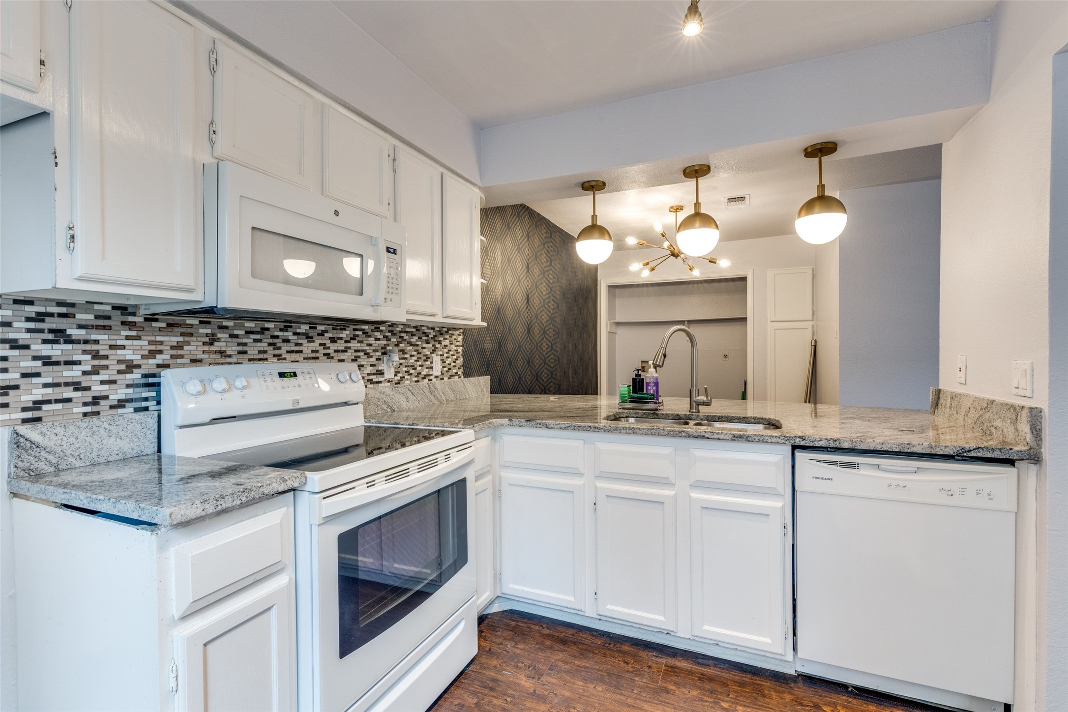 2330 Kennington Drive D , Arlington, TX, 76012 | 20940538 | Realty Texas LLC