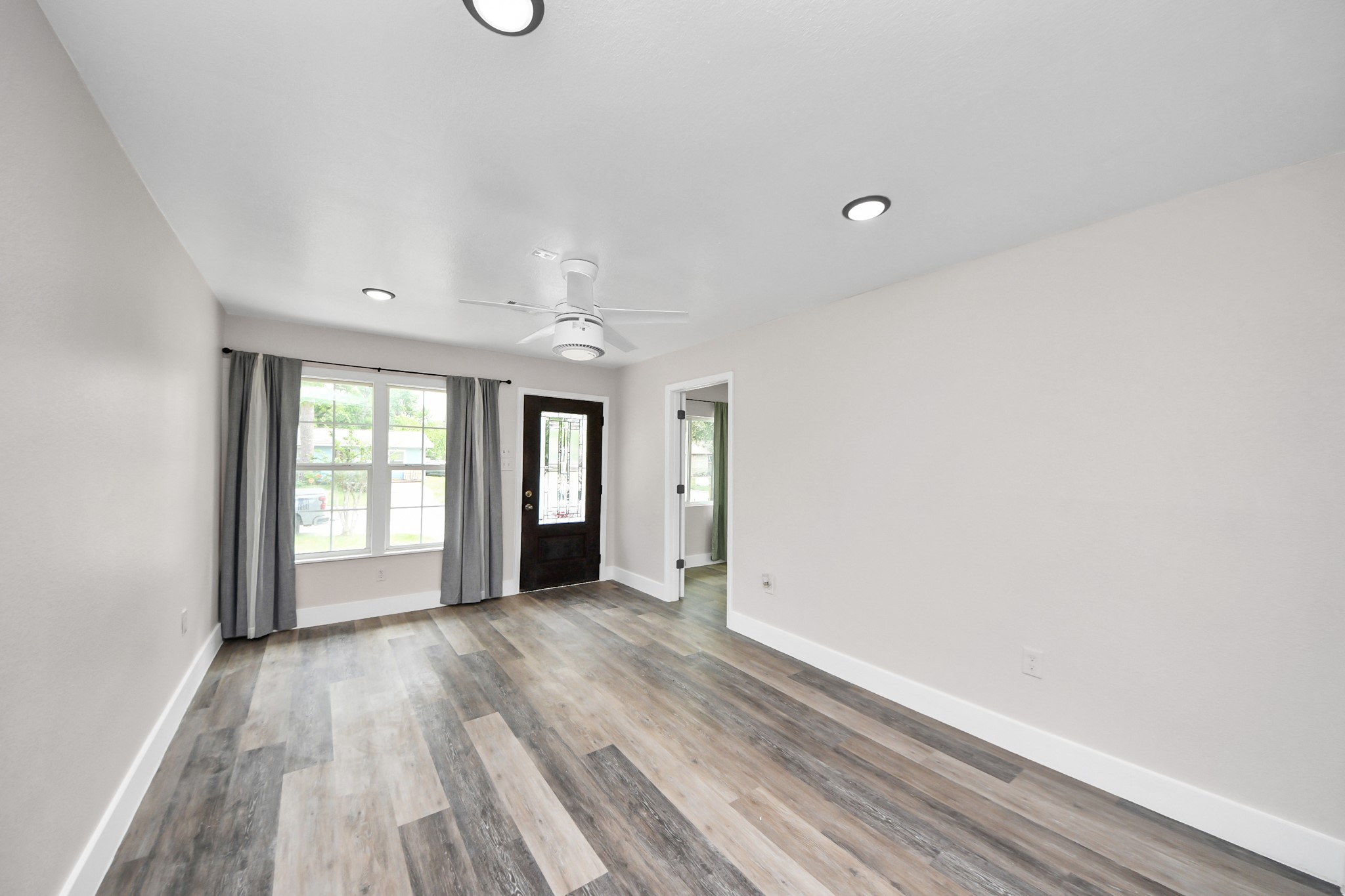 5903 Belneath Street , Houston, TX, 77033 | 49486422 | Realty Texas LLC