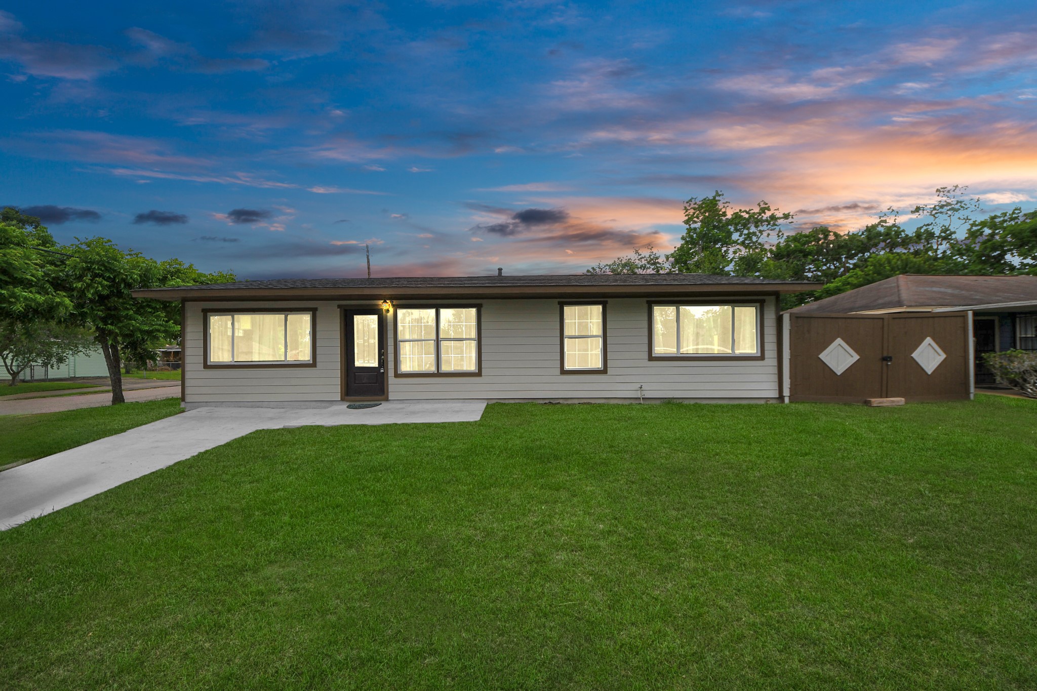 5903 Belneath Street , Houston, TX, 77033 | 49486422 | Realty Texas LLC