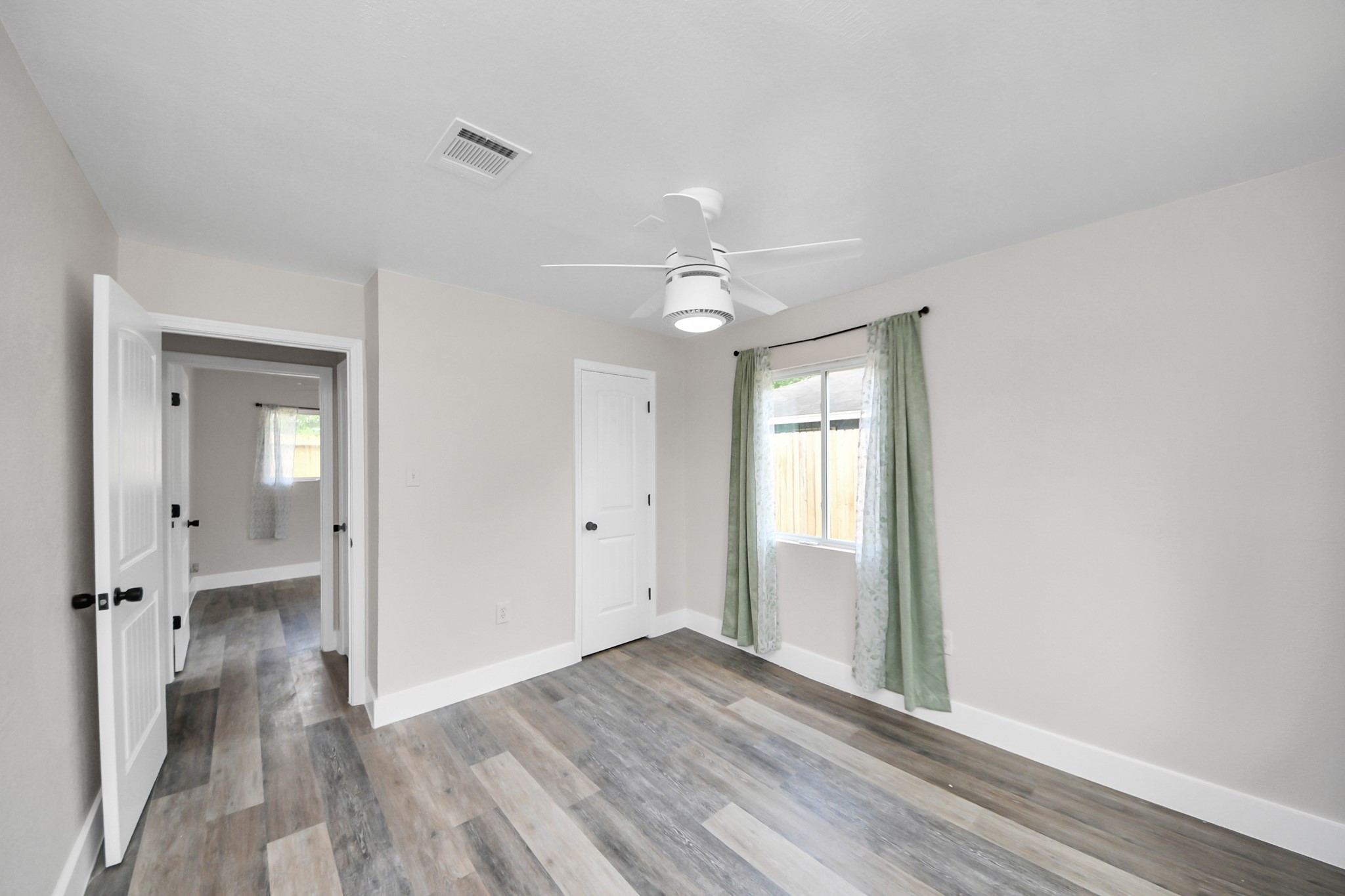5903 Belneath Street , Houston, TX, 77033 | 49486422 | Realty Texas LLC