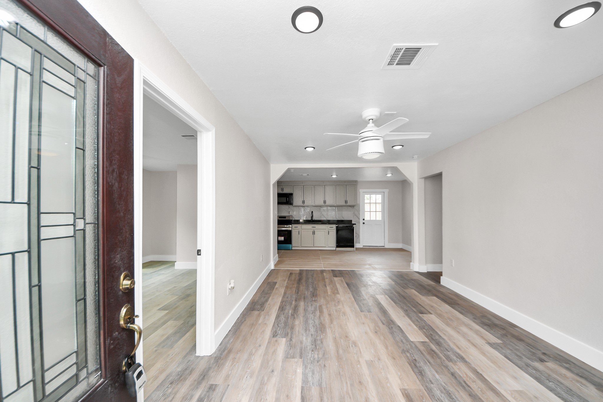 5903 Belneath Street , Houston, TX, 77033 | 49486422 | Realty Texas LLC