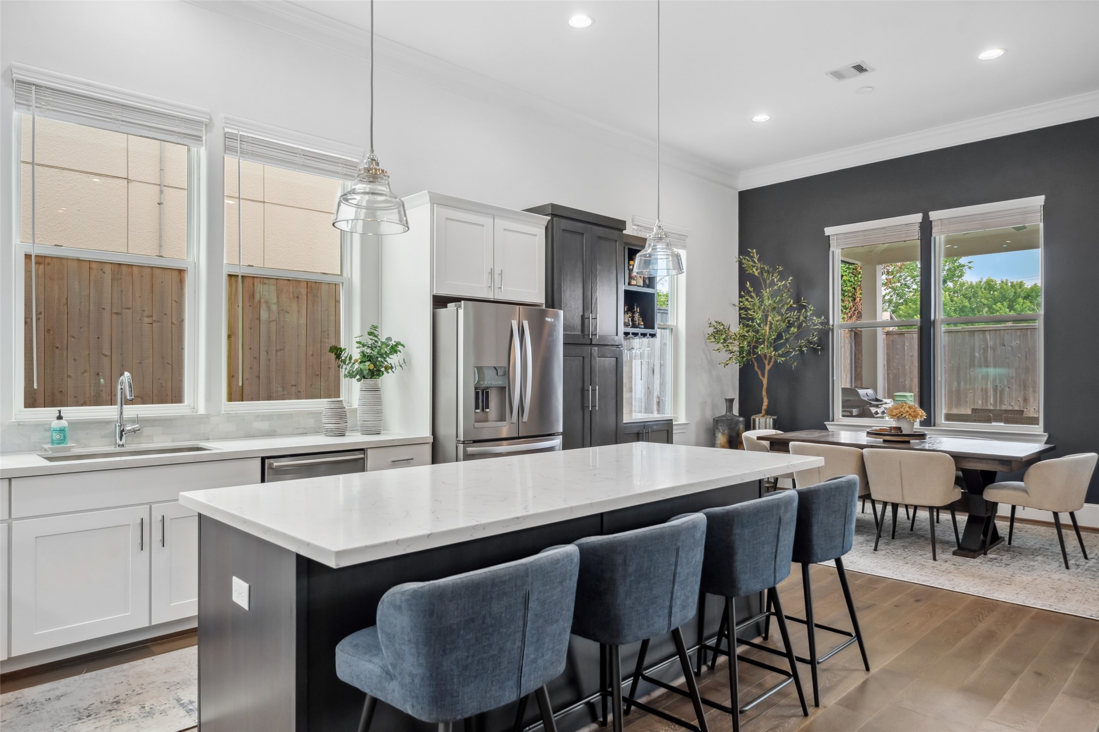 6006 Cottage Grove Lake Drive , Houston, TX, 77007 | 65450670 | Realty Texas LLC