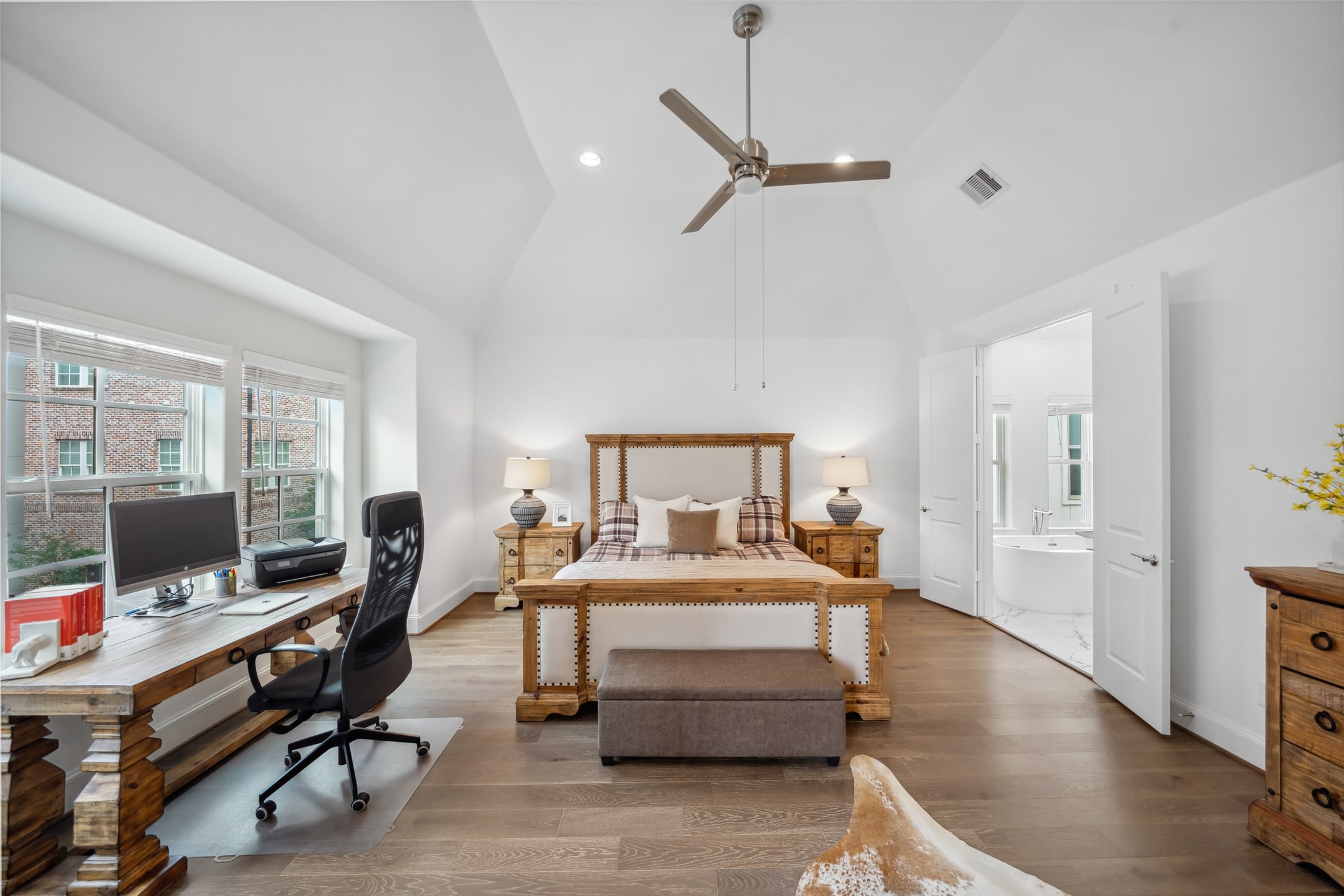 6006 Cottage Grove Lake Drive , Houston, TX, 77007 | 65450670 | Realty Texas LLC