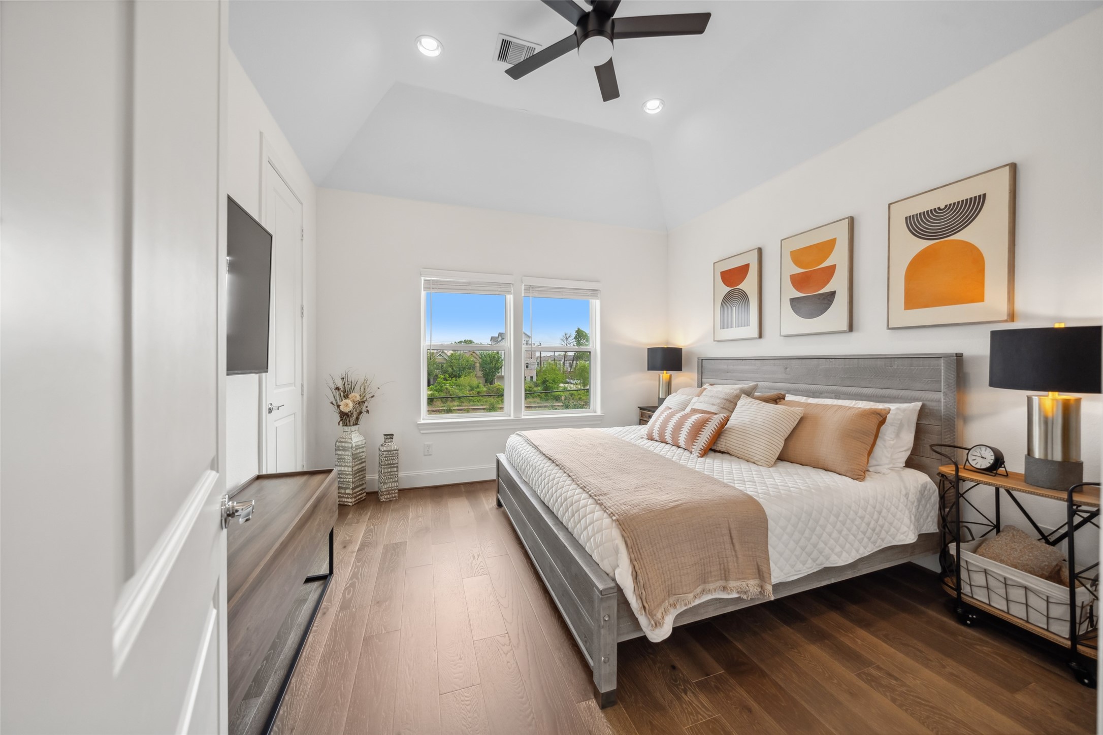 6006 Cottage Grove Lake Drive , Houston, TX, 77007 | 65450670 | Realty Texas LLC