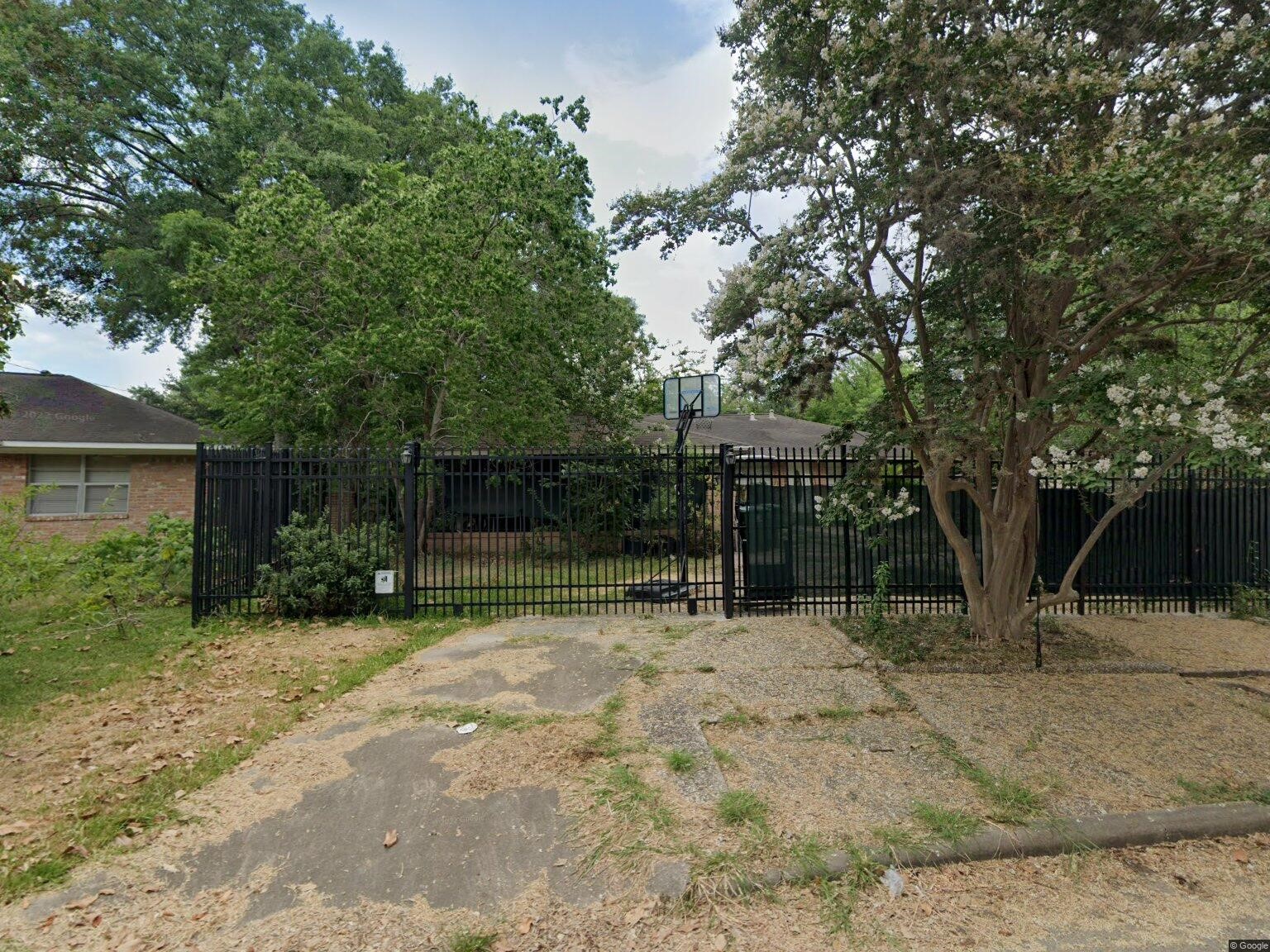 2222 MacArthur Street , Houston, TX, 77030 | 76218344 | Realty Texas LLC