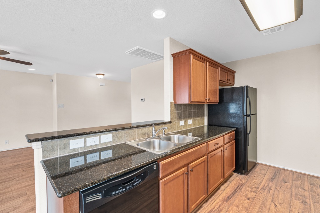 315 Lidell Street , Hutto, TX, 78634 | 7318876 | Realty Texas LLC