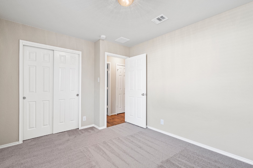 315 Lidell Street , Hutto, TX, 78634 | 7318876 | Realty Texas LLC