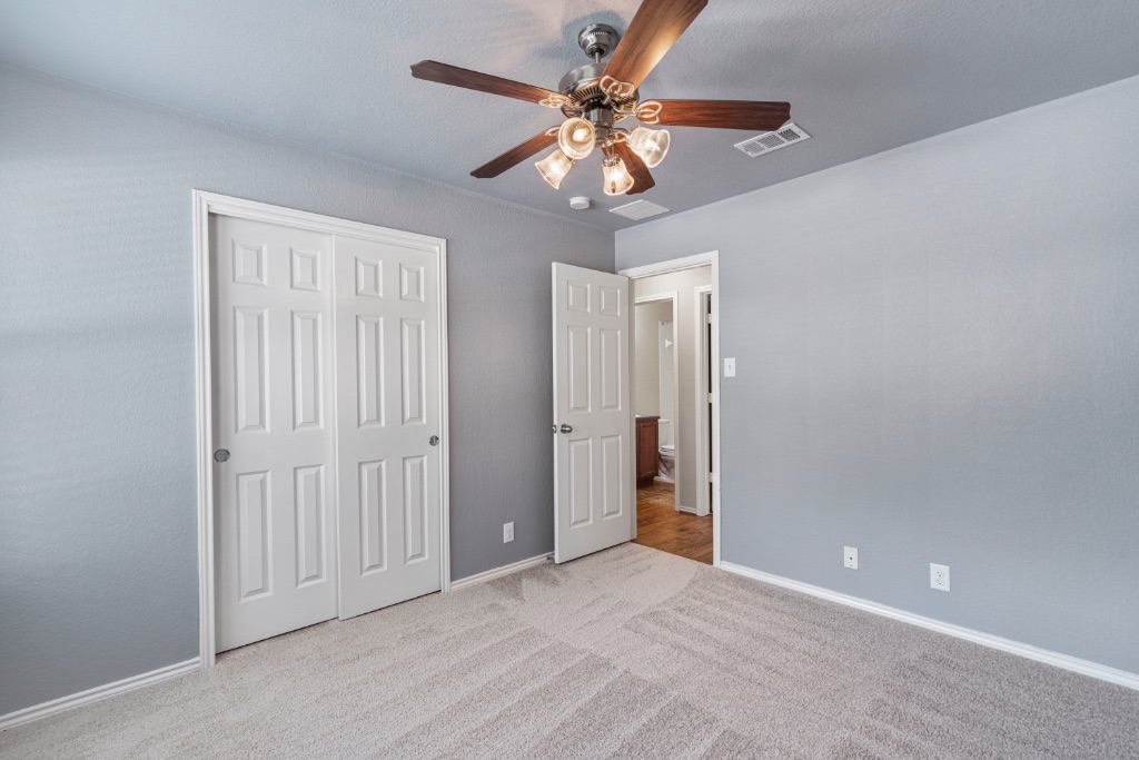 315 Lidell Street , Hutto, TX, 78634 | 7318876 | Realty Texas LLC