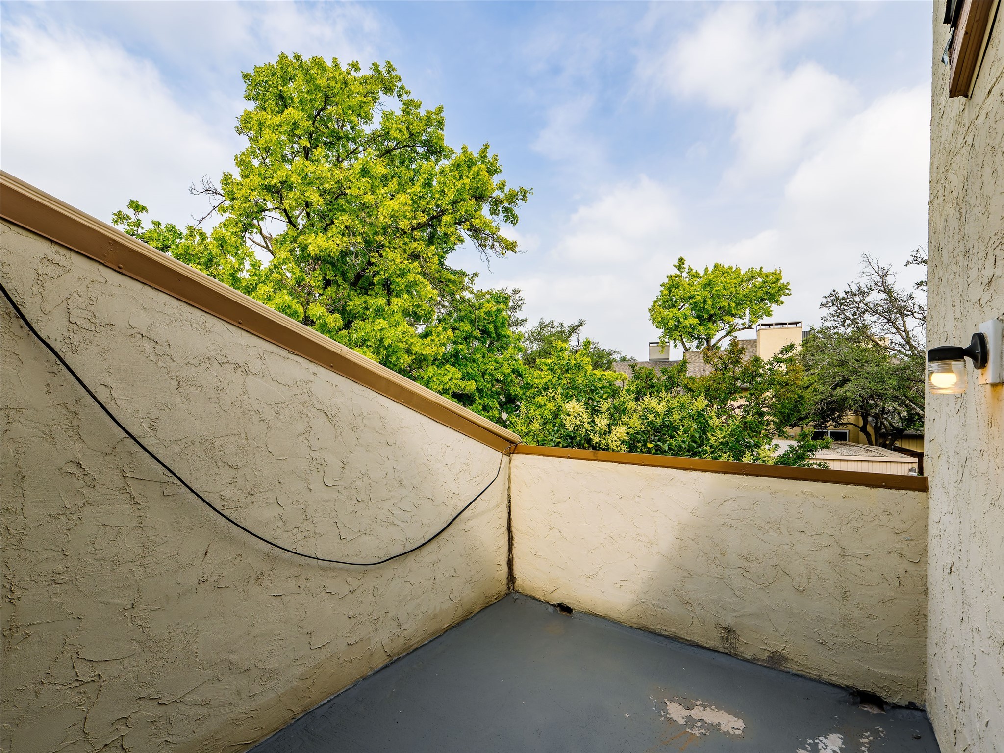 12605 Burninglog Lane , Dallas, TX, 75243 | 20941078 | Realty Texas LLC