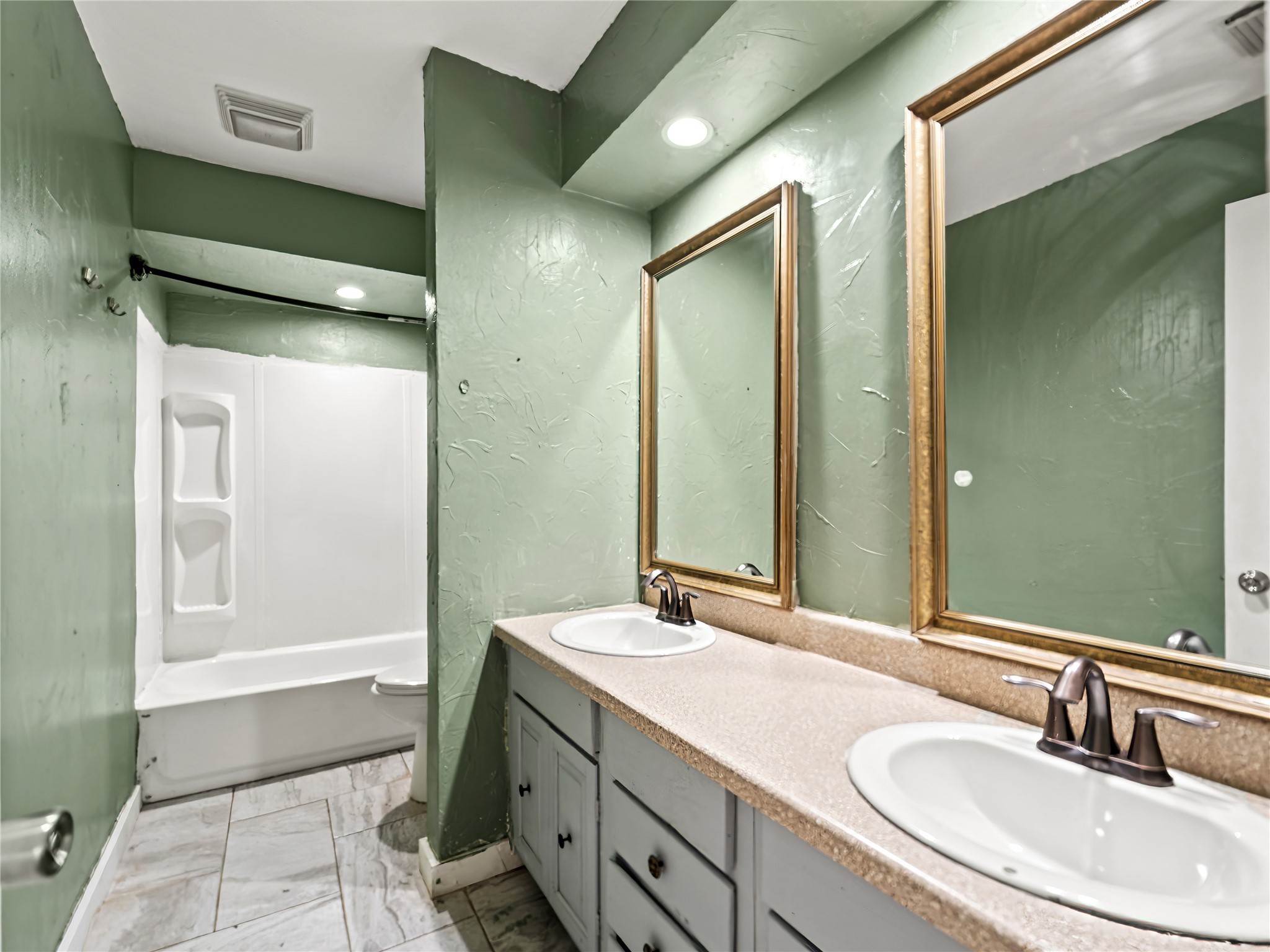12605 Burninglog Lane , Dallas, TX, 75243 | 20941078 | Realty Texas LLC