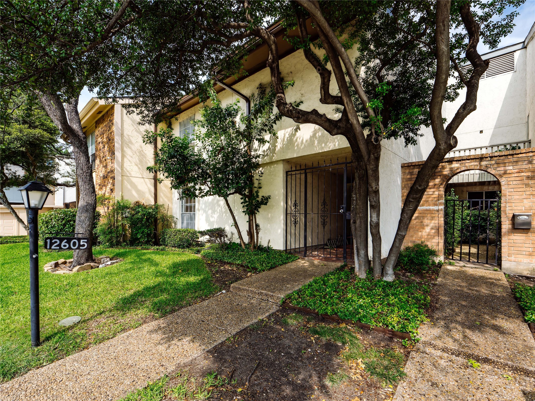 12605 Burninglog Lane , Dallas, TX, 75243 | 20941078 | Realty Texas LLC