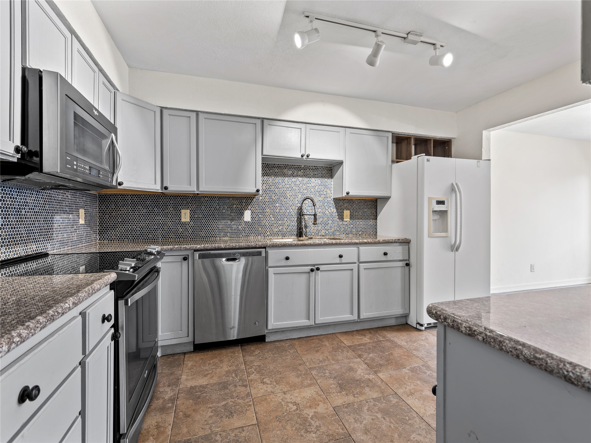 12605 Burninglog Lane , Dallas, TX, 75243 | 20941078 | Realty Texas LLC