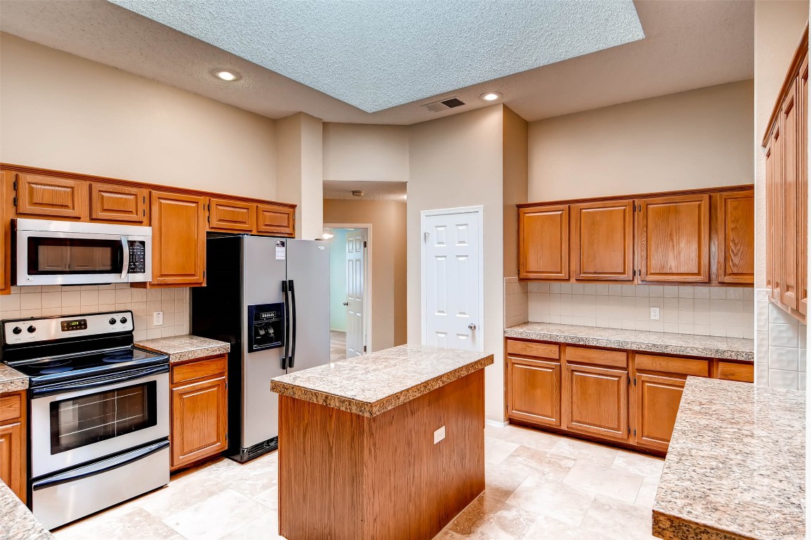 10803 Redgate Lane , Austin, TX, 78739 | 5629634 | Realty Texas LLC