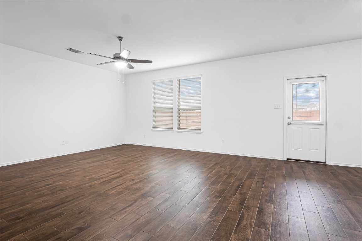 137 Bennington Drive , Liberty Hill, TX, 78642 | 8542258 | Realty Texas LLC