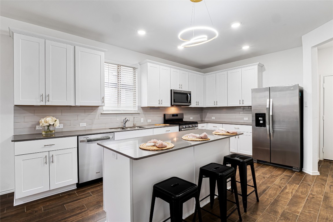 137 Bennington Drive , Liberty Hill, TX, 78642 | 8542258 | Realty Texas LLC