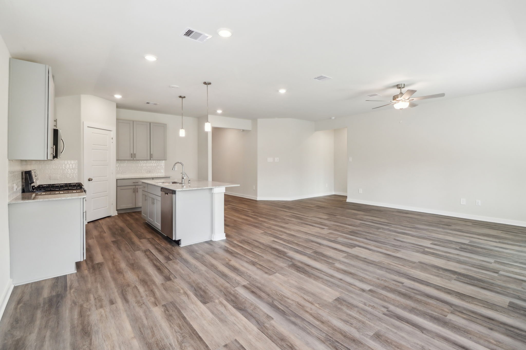 7730 Beaufort Lane , Baytown, TX, 77523 | 77620418 | Realty Texas LLC