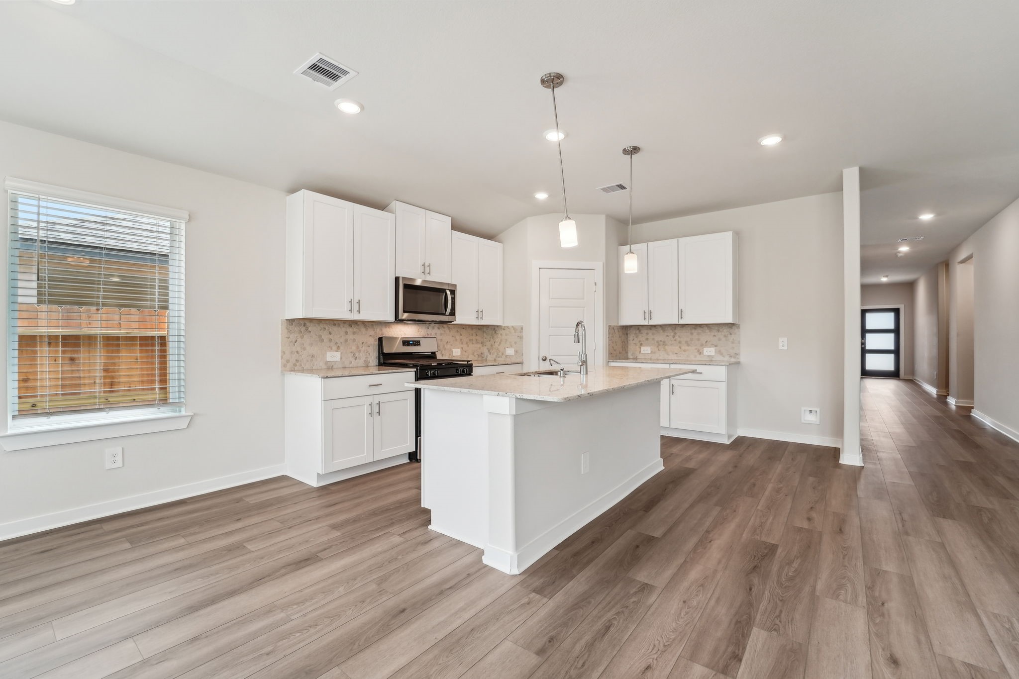 7738 Beaufort Lane , Baytown, TX, 77523 | 71479734 | Realty Texas LLC
