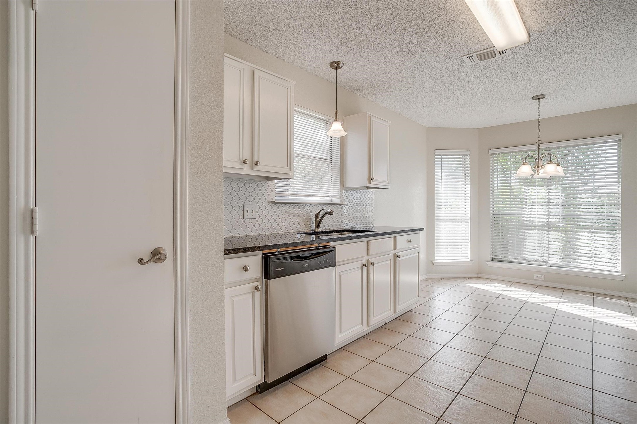10832 Cobblestone Drive , Benbrook, TX, 76126 | 20941664 | Realty Texas LLC