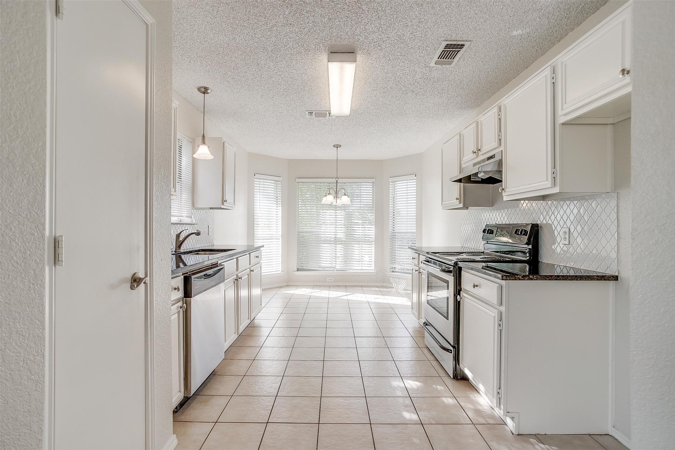 10832 Cobblestone Drive , Benbrook, TX, 76126 | 20941664 | Realty Texas LLC