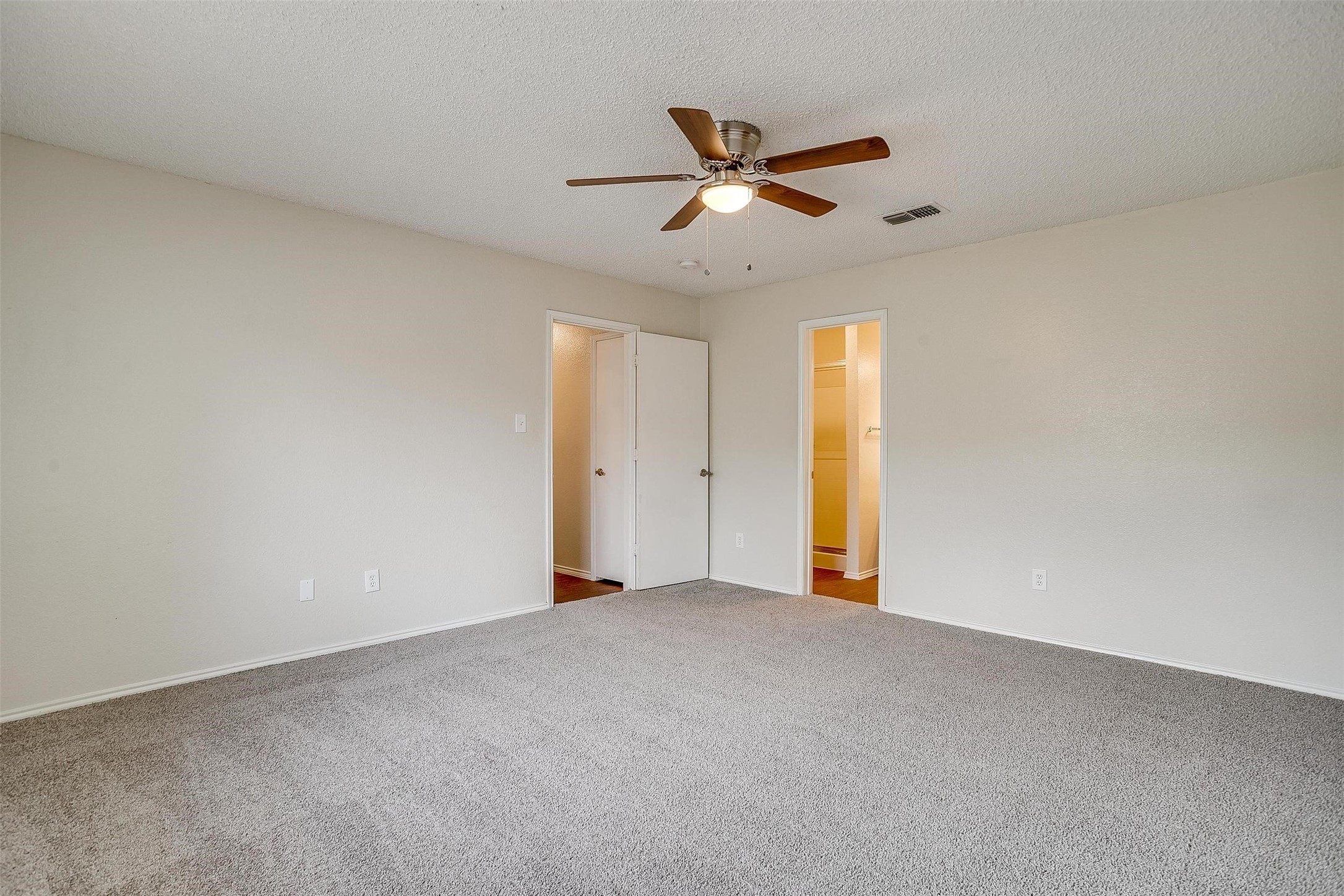 10832 Cobblestone Drive , Benbrook, TX, 76126 | 20941664 | Realty Texas LLC
