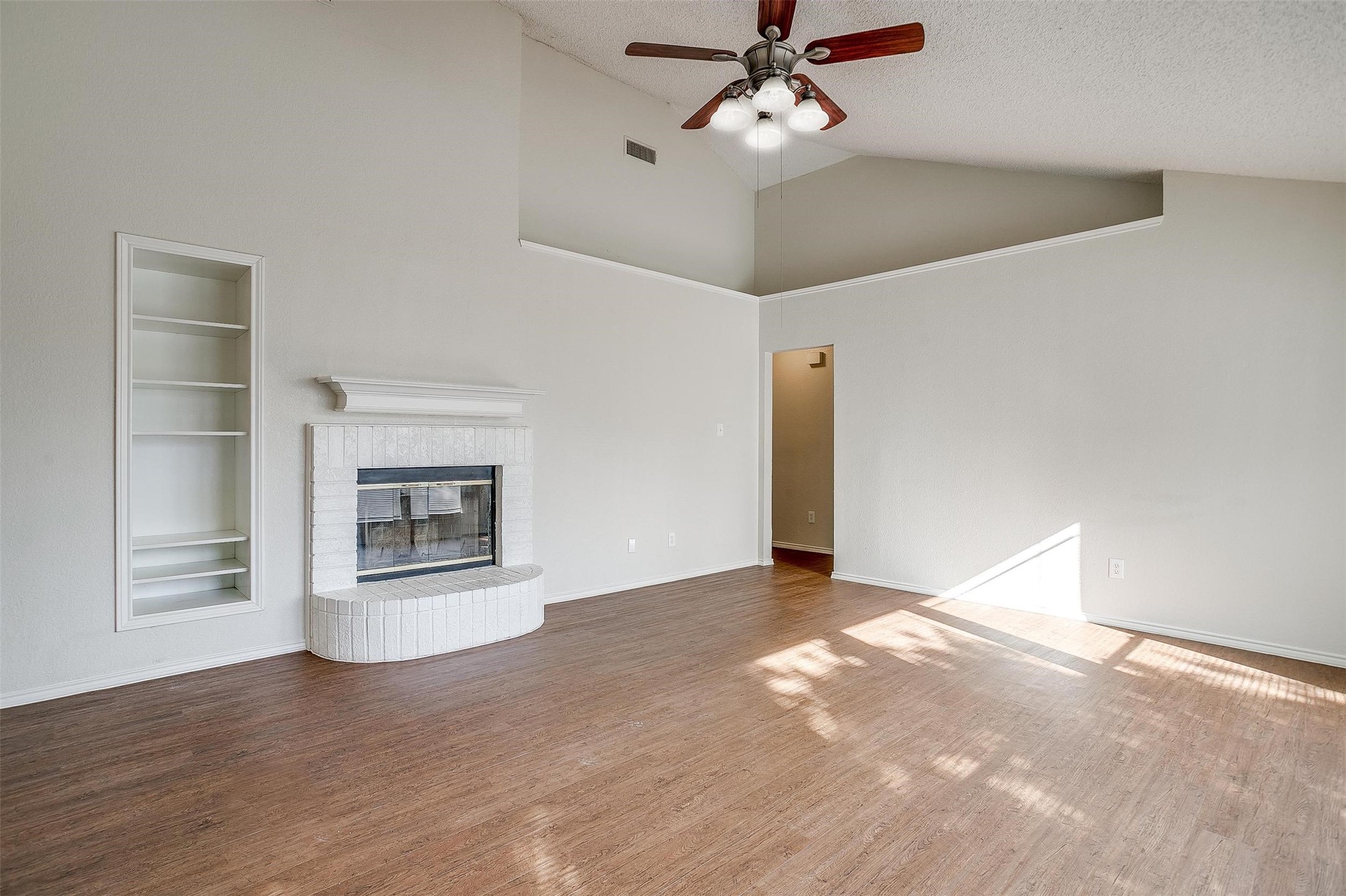 10832 Cobblestone Drive , Benbrook, TX, 76126 | 20941664 | Realty Texas LLC