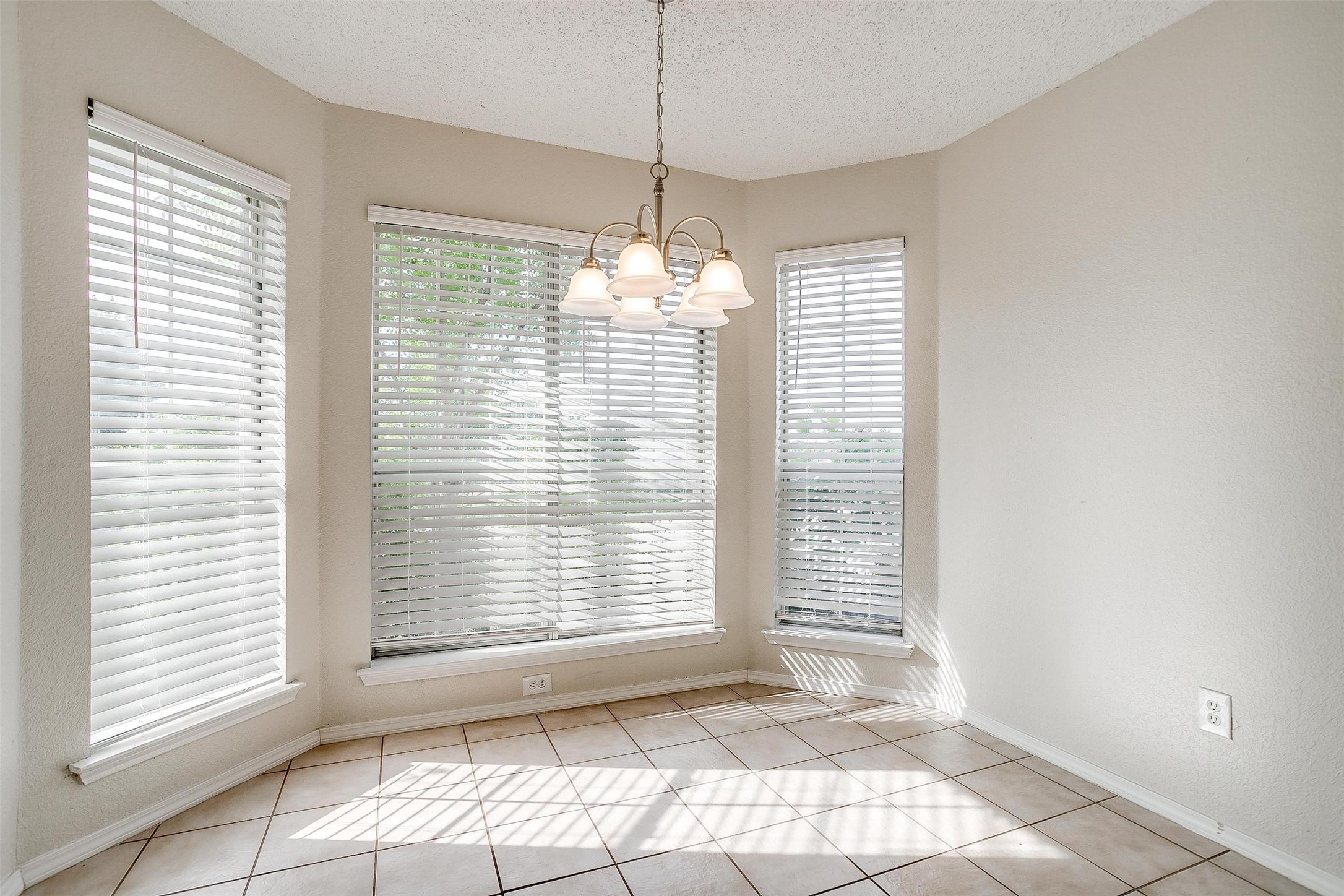 10832 Cobblestone Drive , Benbrook, TX, 76126 | 20941664 | Realty Texas LLC