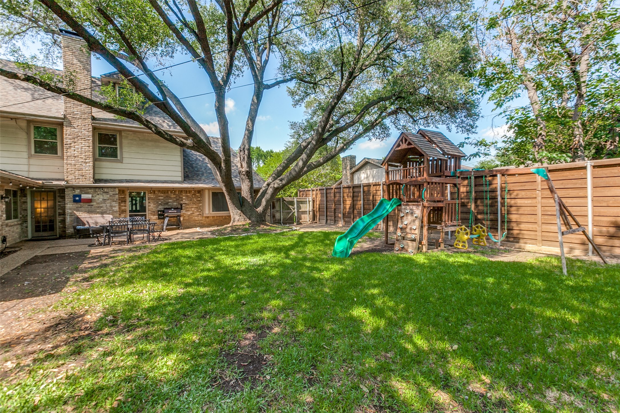 9334 Seagrove Drive , Dallas, TX, 75243 | 20940140 | Realty Texas LLC