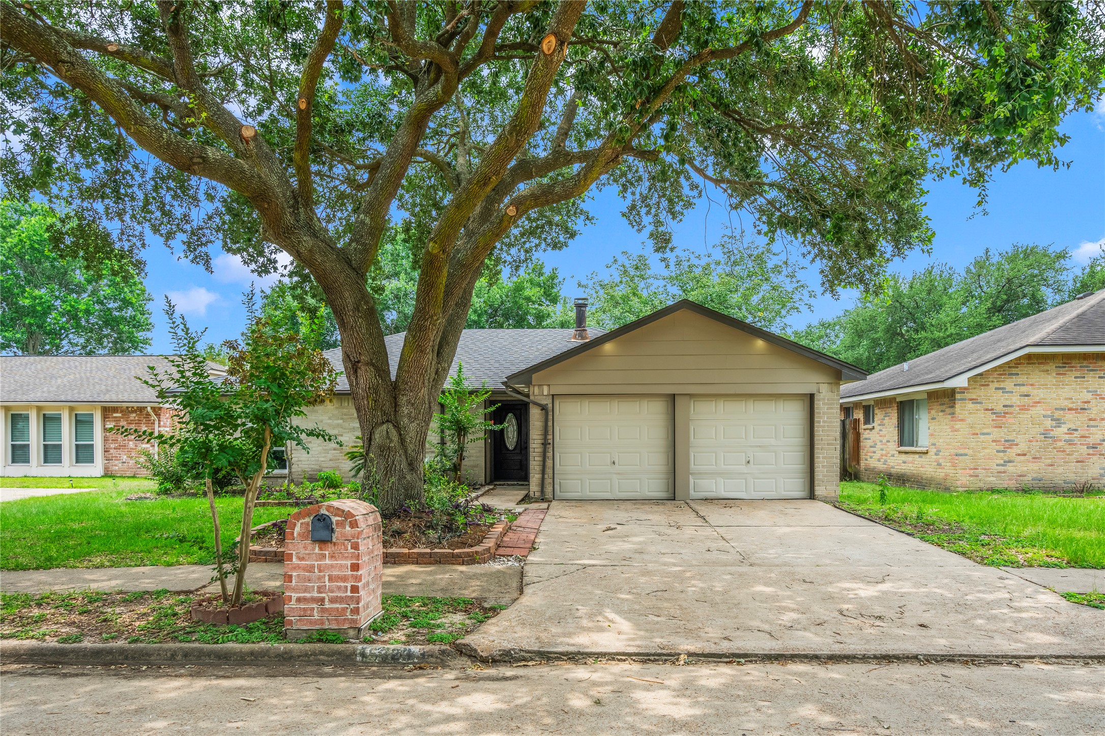 16323 Maplemont Drive , Houston, TX, 77095 | 38300027 | Realty Texas LLC