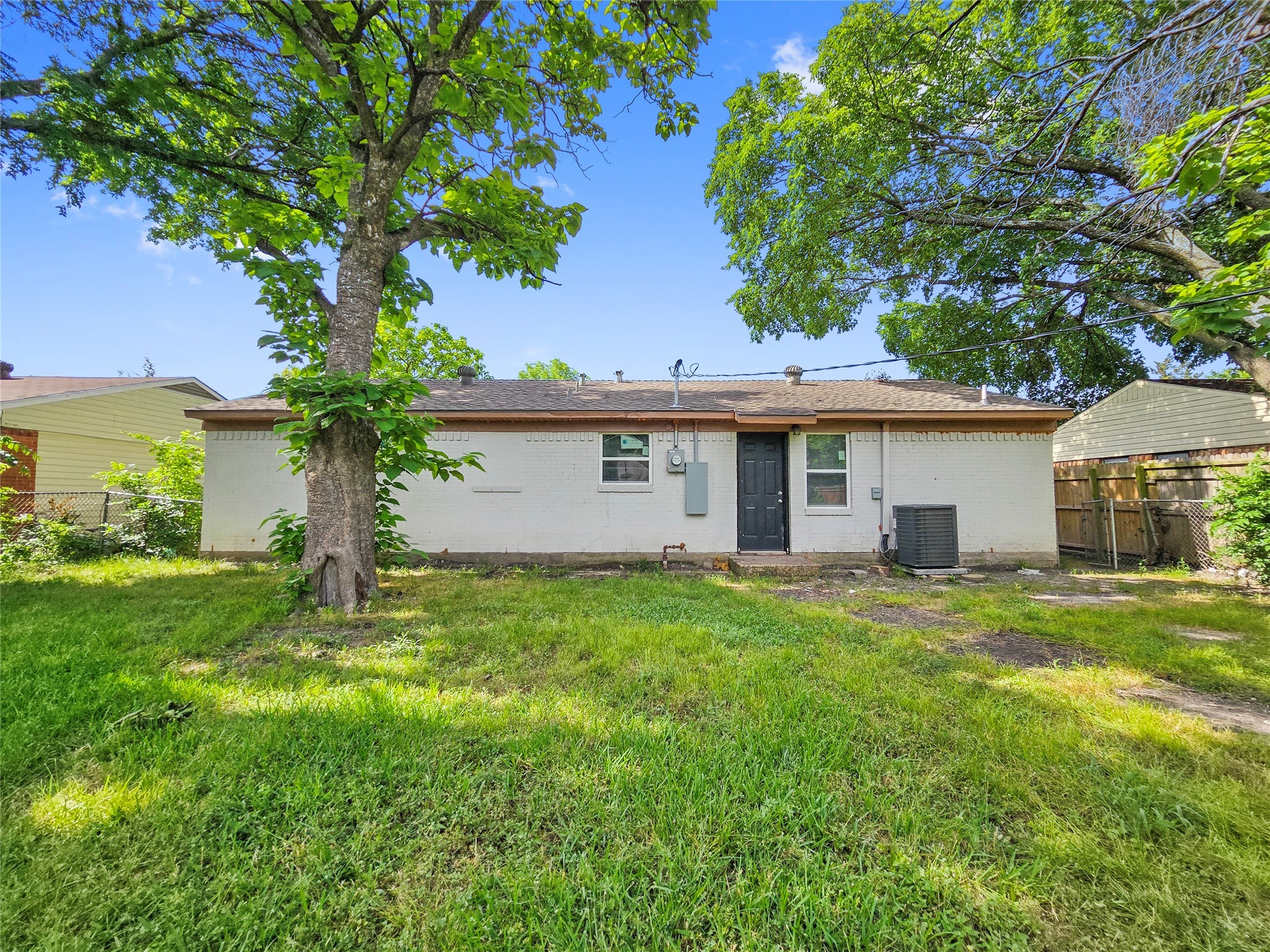2035 San Francisco Drive , Dallas, TX, 75228 | 20941849 | Realty Texas LLC