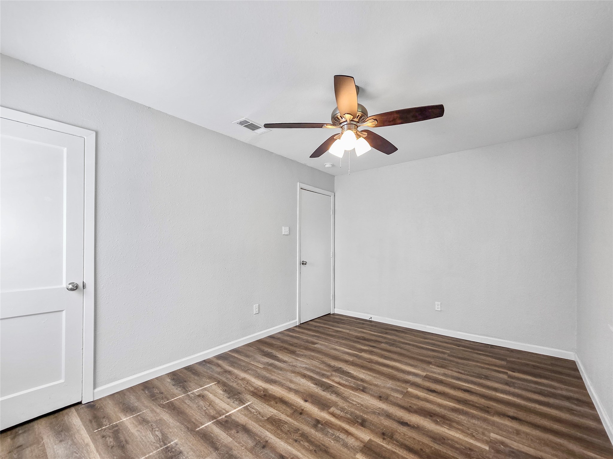 2035 San Francisco Drive , Dallas, TX, 75228 | 20941849 | Realty Texas LLC