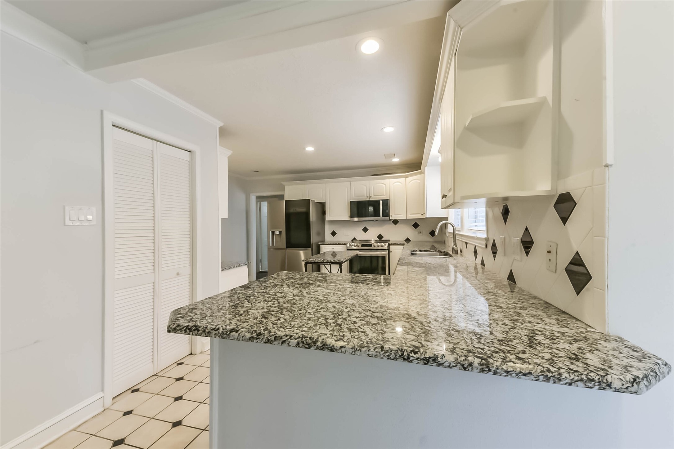 4606 Richmond Avenue , Houston, TX, 77027 | 16950706 | Realty Texas LLC