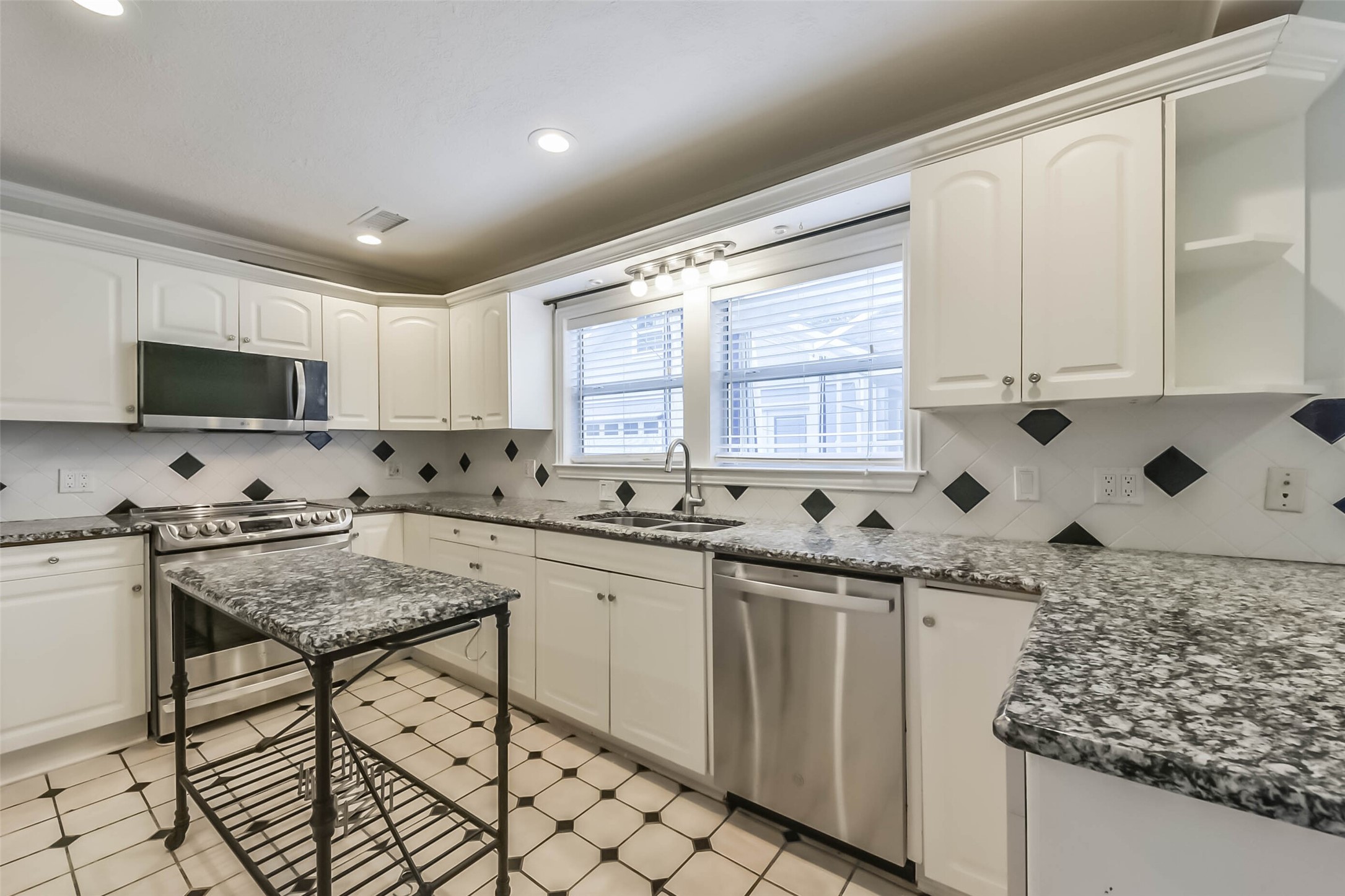 4606 Richmond Avenue , Houston, TX, 77027 | 16950706 | Realty Texas LLC
