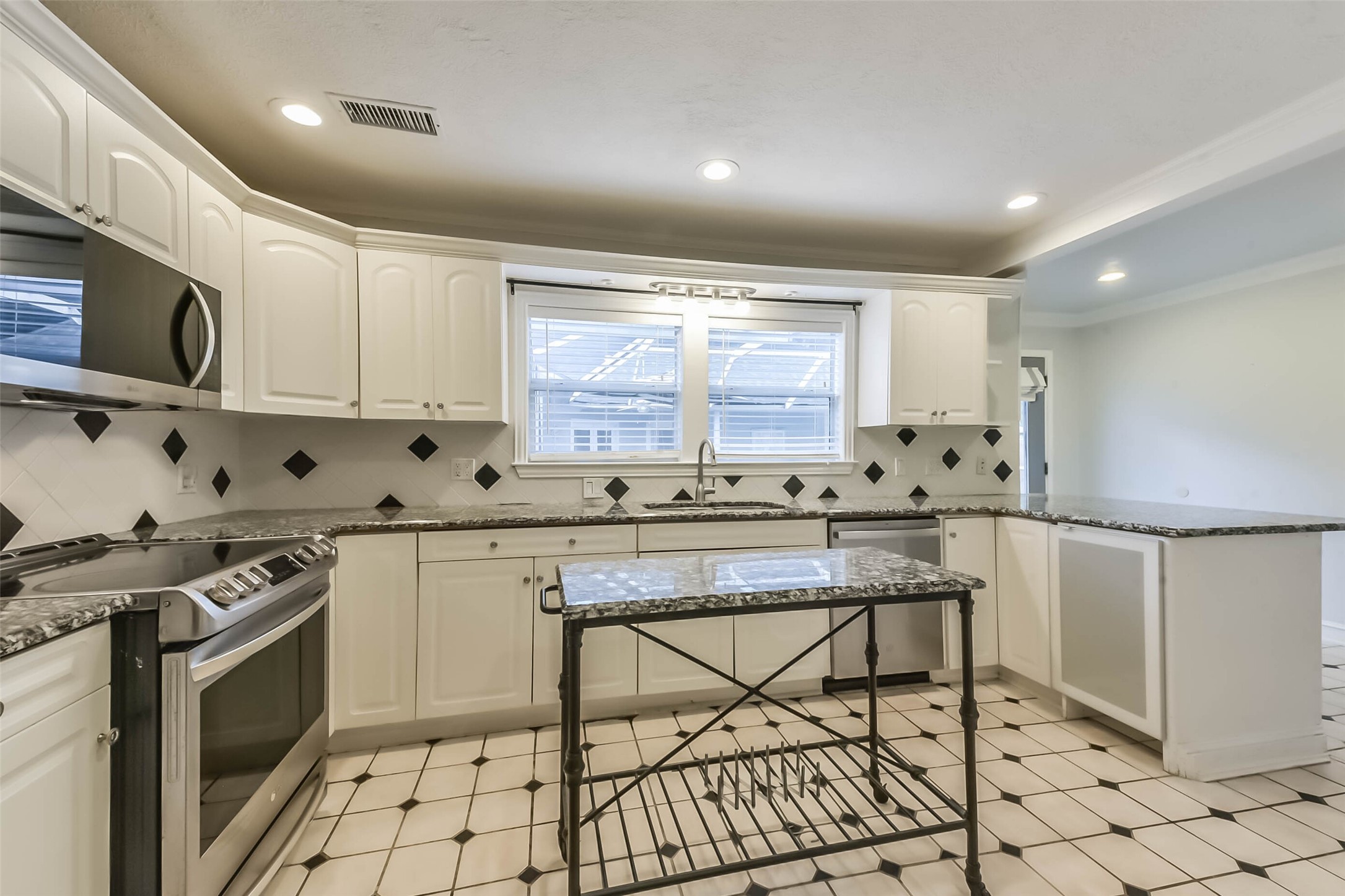 4606 Richmond Avenue , Houston, TX, 77027 | 16950706 | Realty Texas LLC