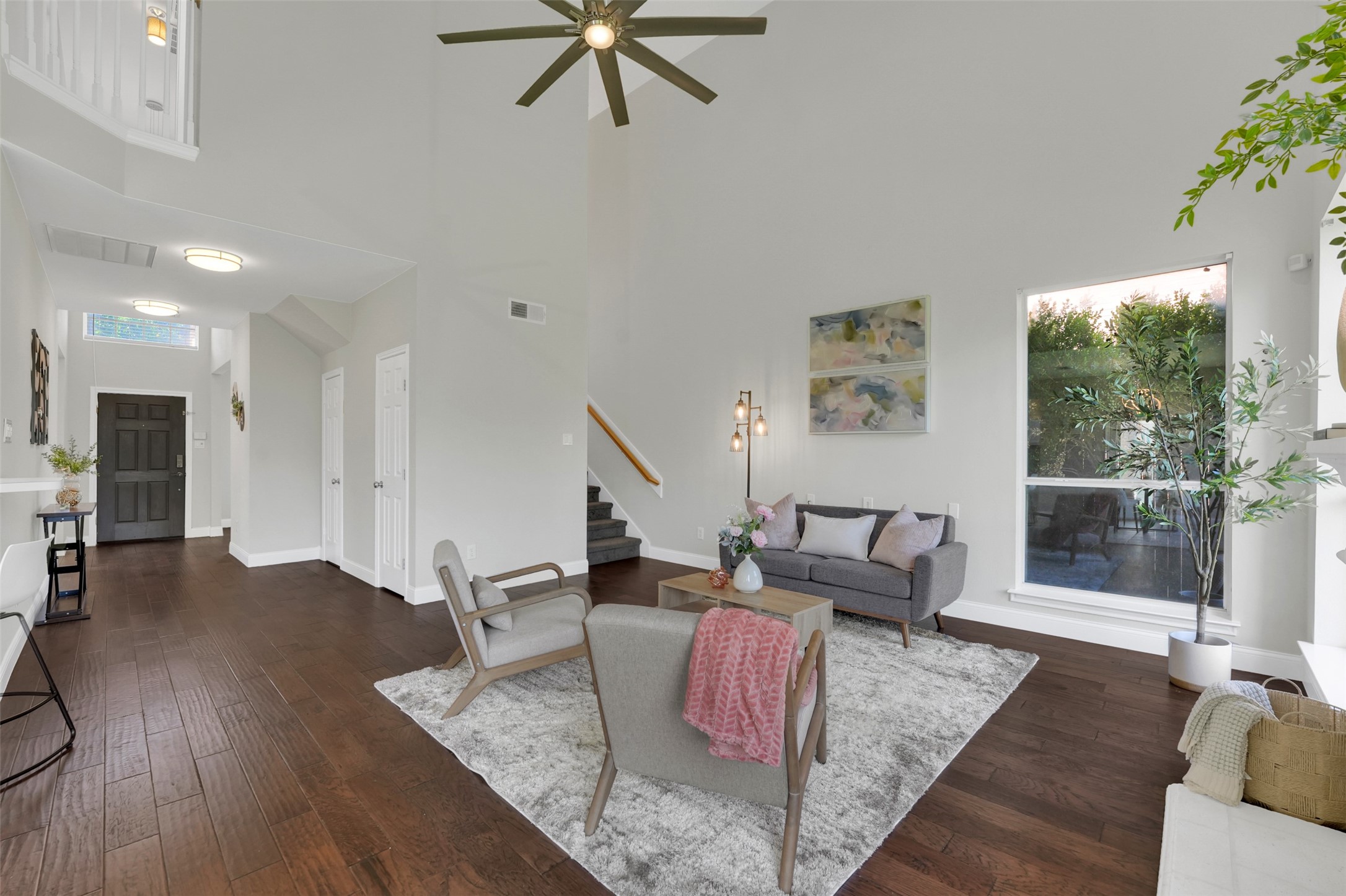 3925 Wisteria Lane , Haltom City, TX, 76137 | 20941900 | Realty Texas LLC