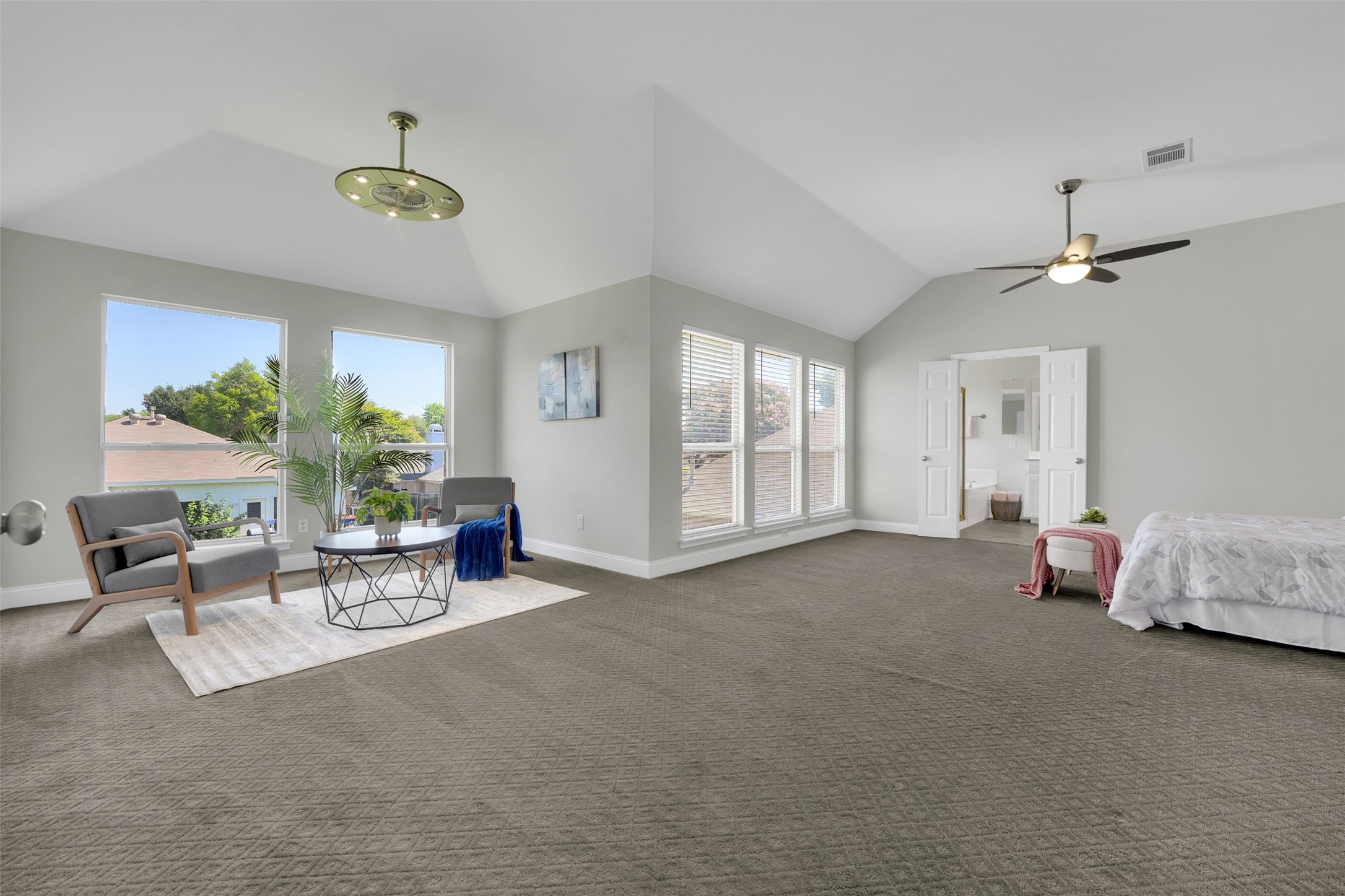 3925 Wisteria Lane , Haltom City, TX, 76137 | 20941900 | Realty Texas LLC